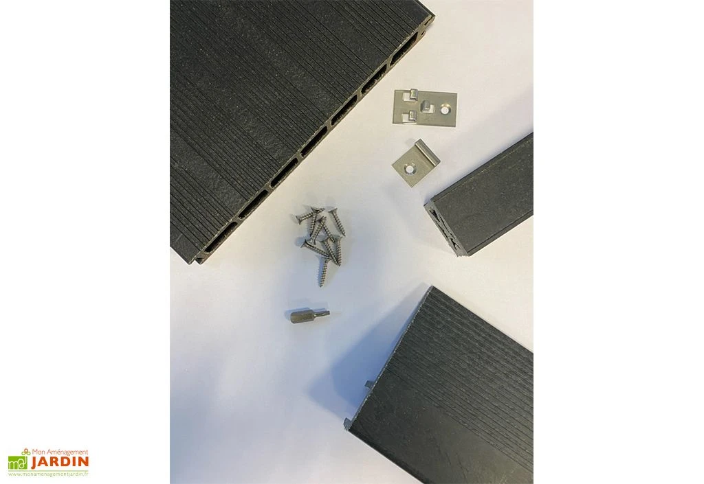 Lames De Terrasse Réversibles En Composite Chaussey Pro 220 – 10 M² 4 Lames De Terrasse Réversibles En Composite Chaussey Pro 220 – 10 M² – Image 4