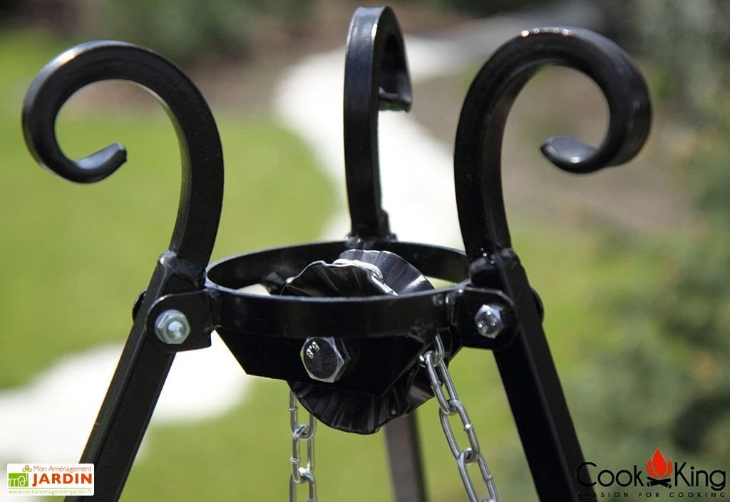 Trépied + Poulie Et Grille De Cuisson Ronde Acier Brut Pour Braséro 2 Trépied + Poulie Et Grille De Cuisson Ronde Acier Brut Pour Braséro – Image 2